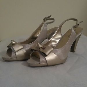Anne Klein heels